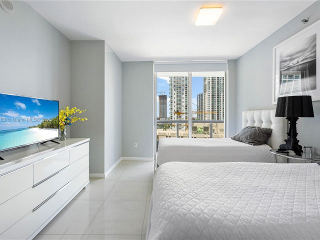 Продажа квартиры #1604 - фото 6091469