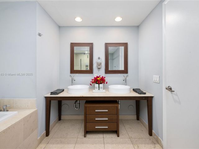 Продажа квартиры #1604 - фото 6091471