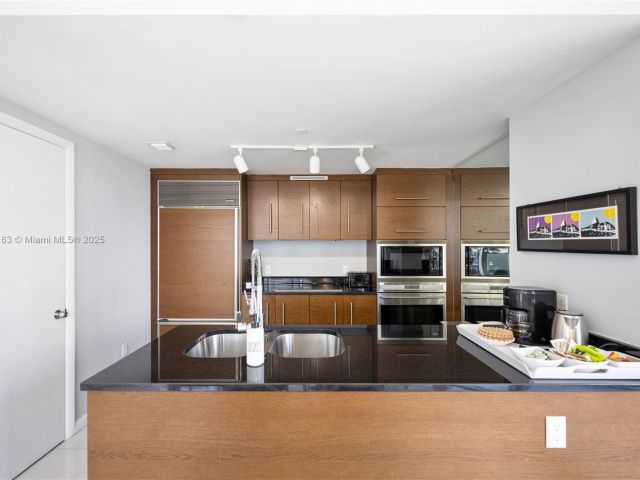 Продажа квартиры #1604 - фото 6091475