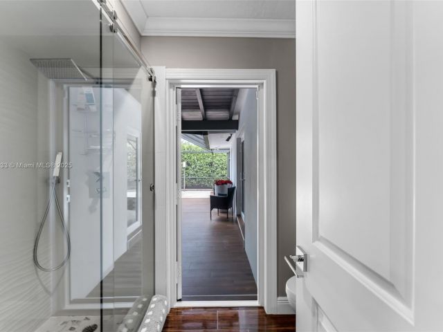 Продажа дома по адресу 13501 SW 107th Ave - фото 6069246