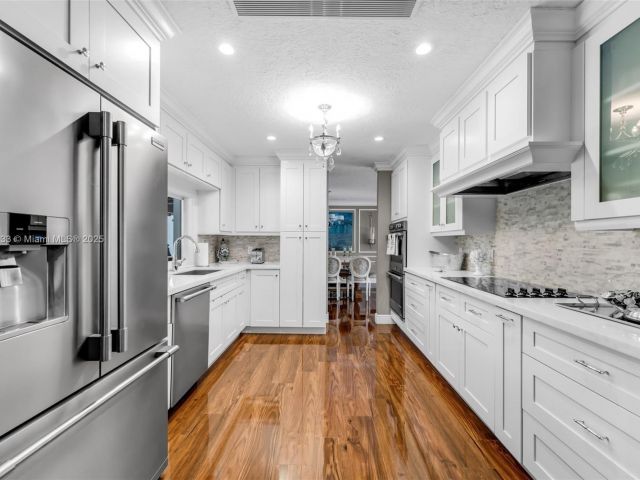 Продажа дома по адресу 13501 SW 107th Ave - фото 6069250