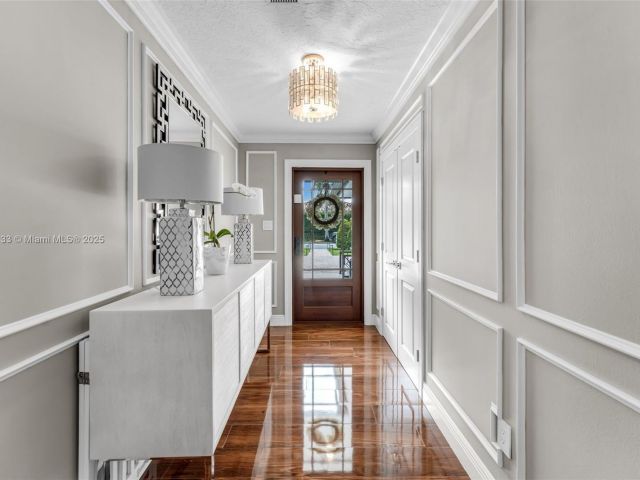 Продажа дома по адресу 13501 SW 107th Ave - фото 6069259