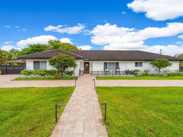 Продажа дома по адресу 13501 SW 107th Ave - фото 6069263