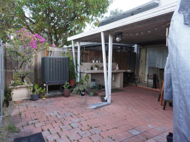 Продажа дома по адресу 19423 NW 53rd Pl - фото 6109681