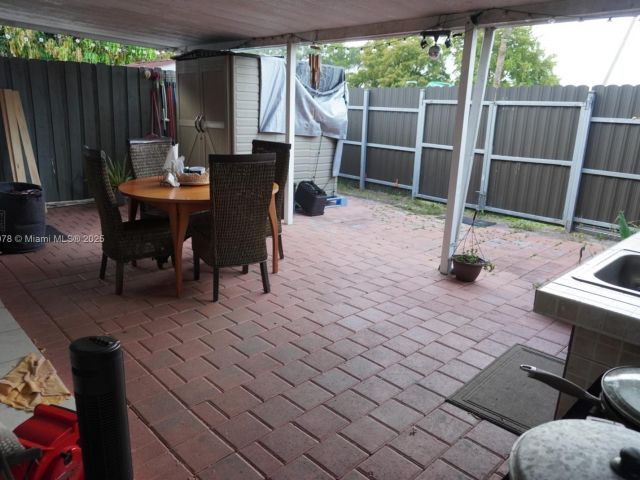 Продажа дома по адресу 19423 NW 53rd Pl - фото 6109682