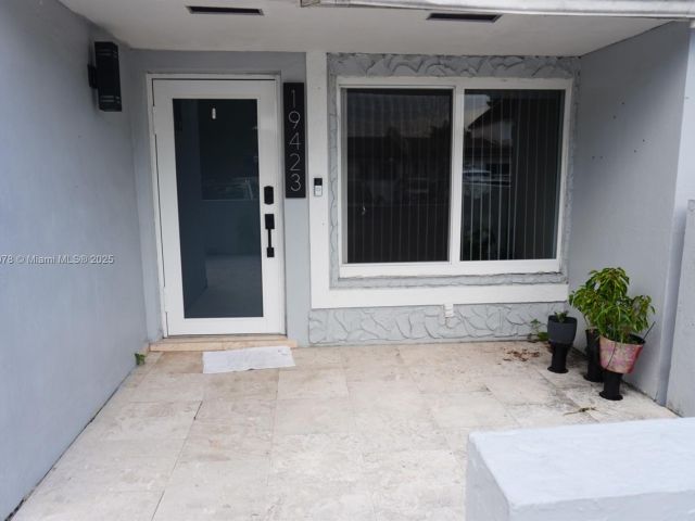 Продажа дома по адресу 19423 NW 53rd Pl - фото 6109697