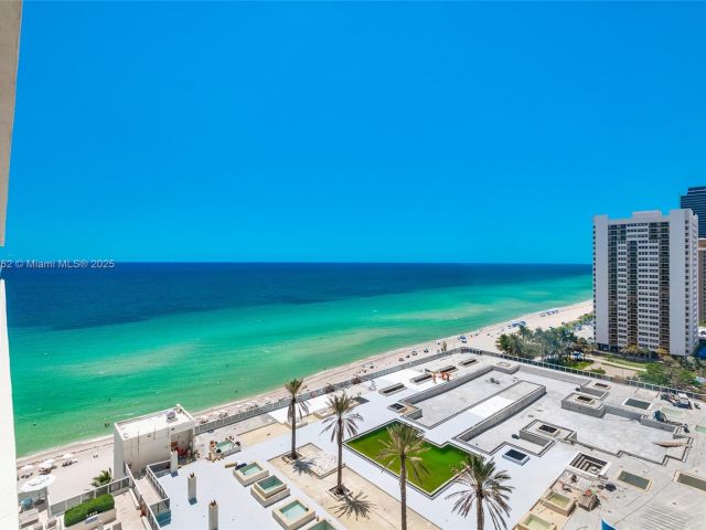 Продажа квартиры #1605 - фото 6118811