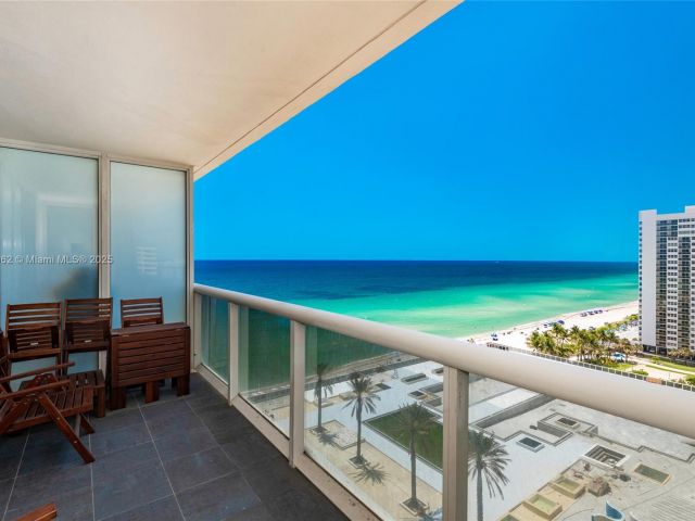 Продажа квартиры #1605 - фото 6118813