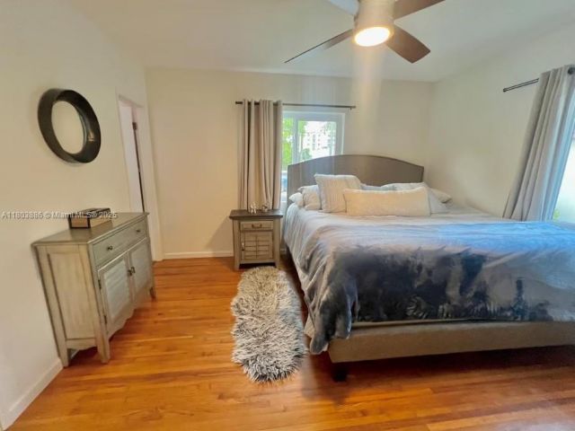 Дом в аренду по адресу 12530 NE 4th Ave - фото 6069828