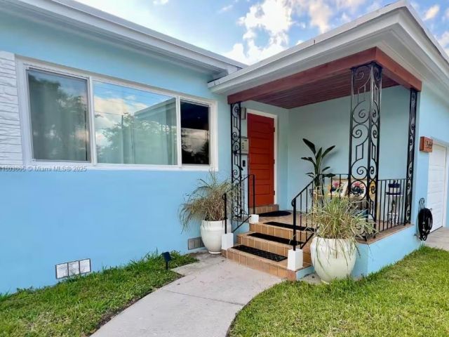 Дом в аренду по адресу 12530 NE 4th Ave - фото 6069830