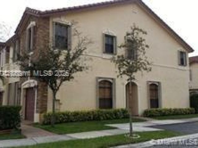 Дом в аренду по адресу 3252 NW 103 Place 3252 - фото 6069700