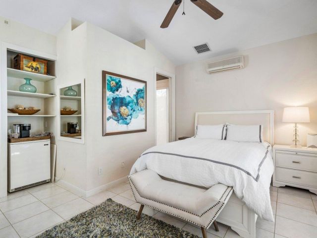 Продажа дома по адресу 6379 Avalon Pointe Court - фото 6077821