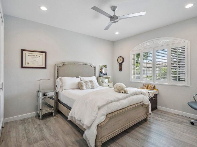 Продажа дома по адресу 6379 Avalon Pointe Court - фото 6077825