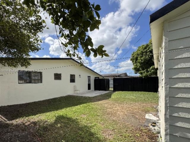 Продажа дома по адресу 12455 SW 187th Ter - фото 6077249