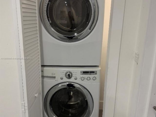 Продажа дома по адресу 12455 SW 187th Ter - фото 6077251