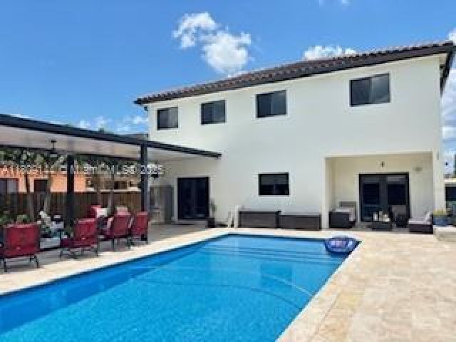 Продажа дома по адресу 3801 SW 149th Ave - фото 6071890