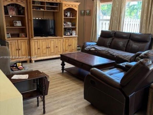 Продажа дома по адресу 10813 SW 158th Ln - фото 6071867