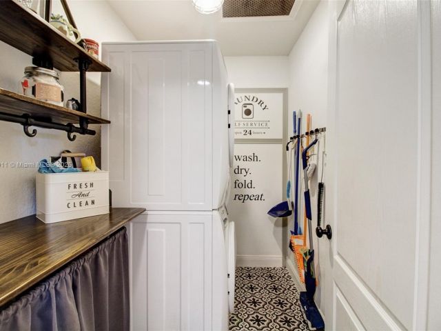 Продажа дома по адресу 17375 SW 282nd St - фото 6072612