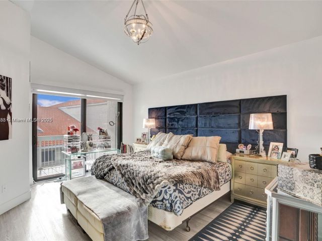 Продажа дома по адресу 21388 Marina Cove Cir 13-G - фото 7137253