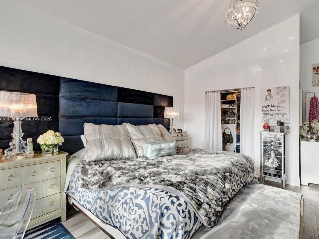 Продажа дома по адресу 21388 Marina Cove Cir 13-G - фото 7137255