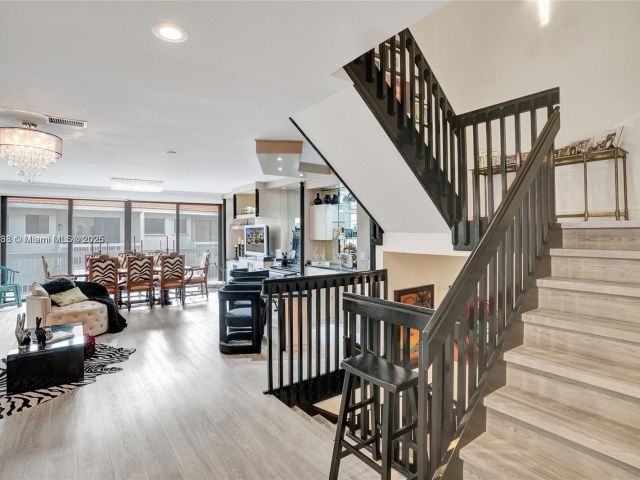 Продажа дома по адресу 21388 Marina Cove Cir 13-G - фото 7137271