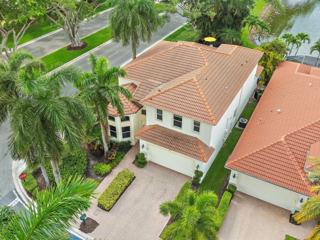 Продажа дома по адресу 8405 Legend Club Drive - фото 6116980