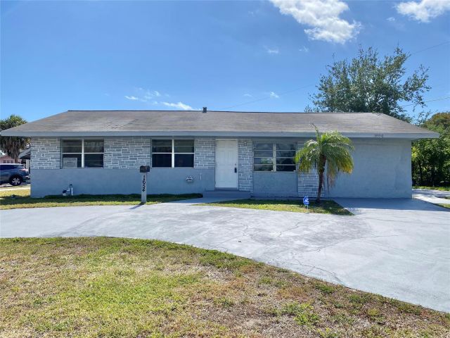 Продажа дома по адресу 1654 43rd St - фото 6116959