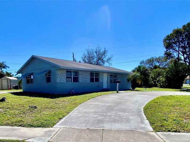 Продажа дома по адресу 1654 43rd St - фото 6116973