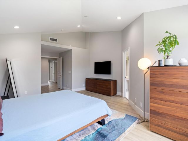 Продажа дома по адресу 21470 Saint Andrews Grand Cir 12 - фото 6073913