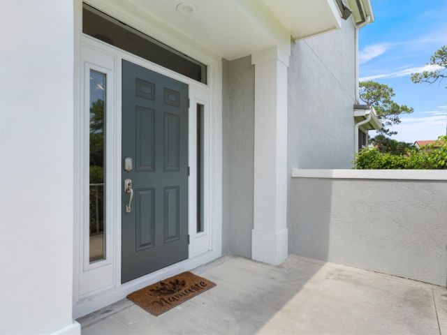 Продажа дома по адресу 21470 Saint Andrews Grand Cir 12 - фото 6073925