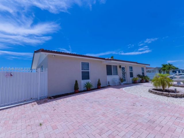 Продажа дома по адресу 25305 SW 124 CT - фото 6073547