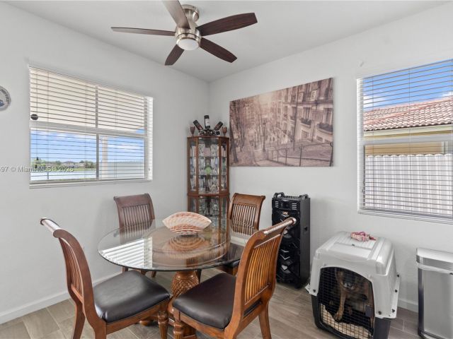 Продажа дома по адресу 28113 SW 132nd Ave - фото 6198110