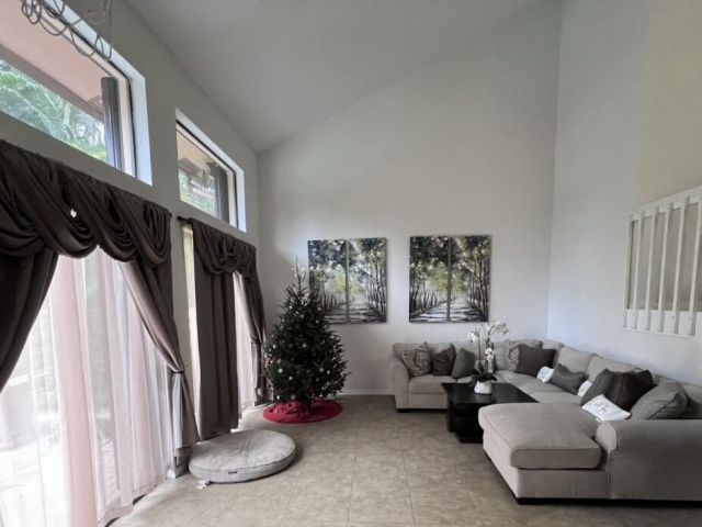 Продажа дома по адресу 6382 Via Rosa - фото 6100287