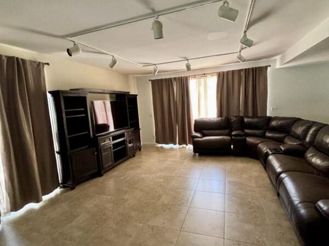 Продажа дома по адресу 6382 Via Rosa - фото 6100290