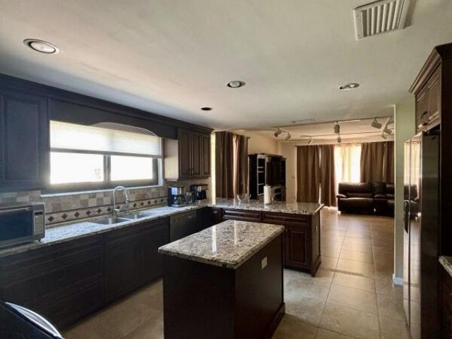 Продажа дома по адресу 6382 Via Rosa - фото 6100292