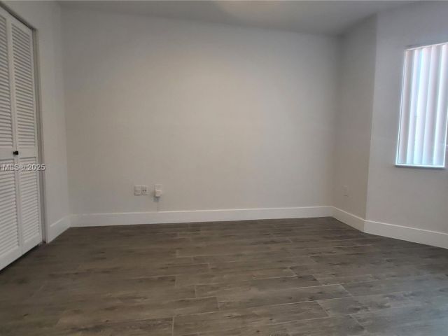 Продажа дома по адресу 14641 SW 52nd St - фото 6082691