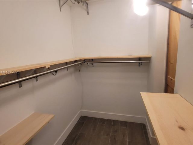 Продажа дома по адресу 14641 SW 52nd St - фото 6082696