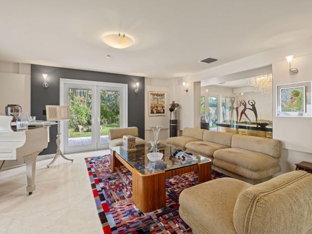 Продажа дома по адресу 3150 N 35th St - фото 6087628