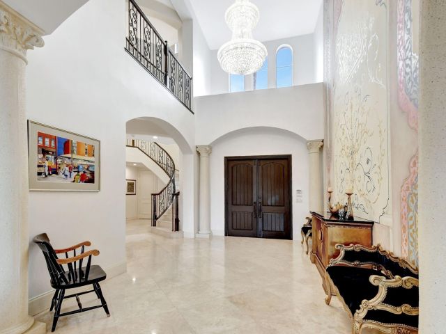 Продажа дома по адресу 6453 Montesito Street - фото 6102120