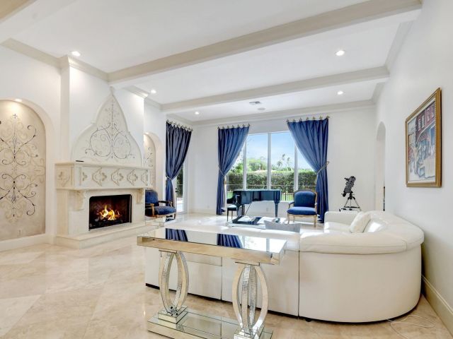 Продажа дома по адресу 6453 Montesito Street - фото 6102124