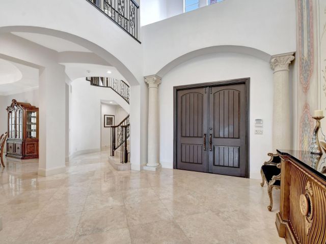 Продажа дома по адресу 6453 Montesito Street - фото 6102126