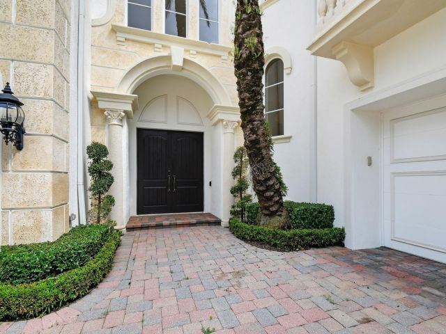 Продажа дома по адресу 6453 Montesito Street - фото 6102128