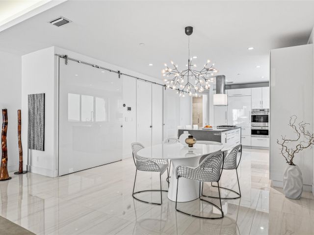 Продажа дома по адресу 244 Shore Ct - фото 6084752