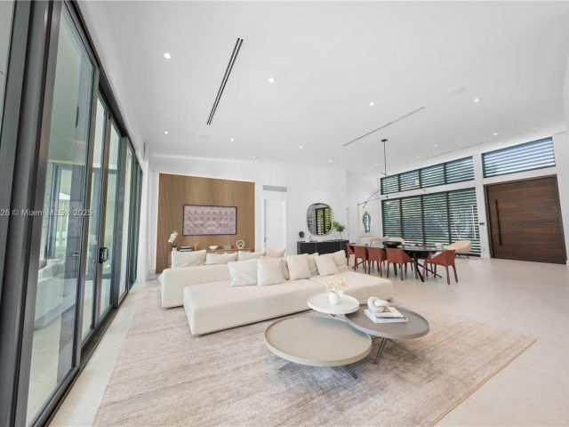 Продажа дома по адресу 9450 SW 98th St - фото 6085110