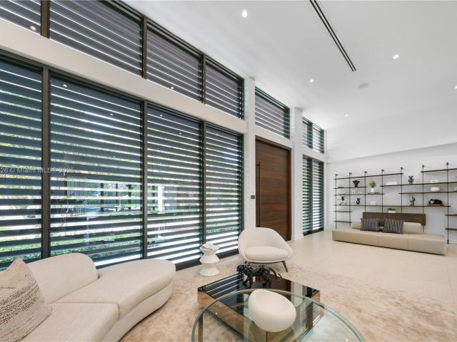 Продажа дома по адресу 9450 SW 98th St - фото 6085120