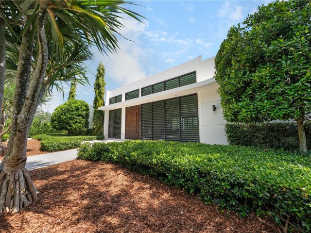 Продажа дома по адресу 9450 SW 98th St - фото 6085125