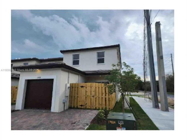 Дом в аренду по адресу 12891 SW 243rd Ter - фото 6078432