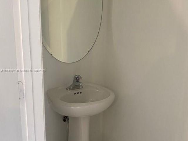 Дом в аренду по адресу 12891 SW 243rd Ter - фото 6078437