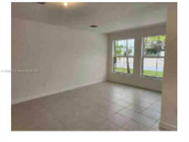 Дом в аренду по адресу 12891 SW 243rd Ter - фото 6078446