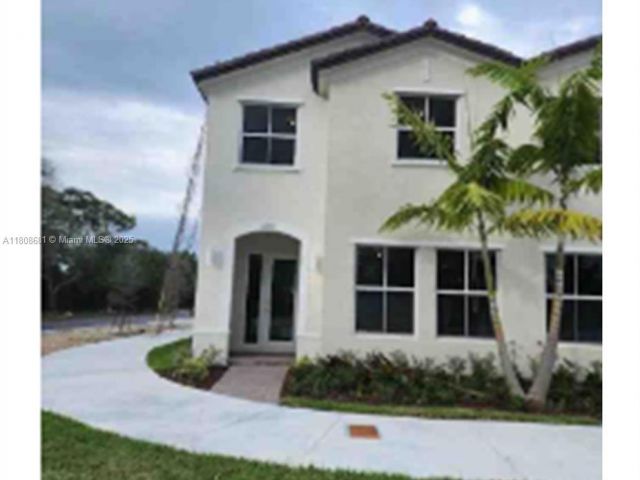 Дом в аренду по адресу 12891 SW 243rd Ter - фото 6078449